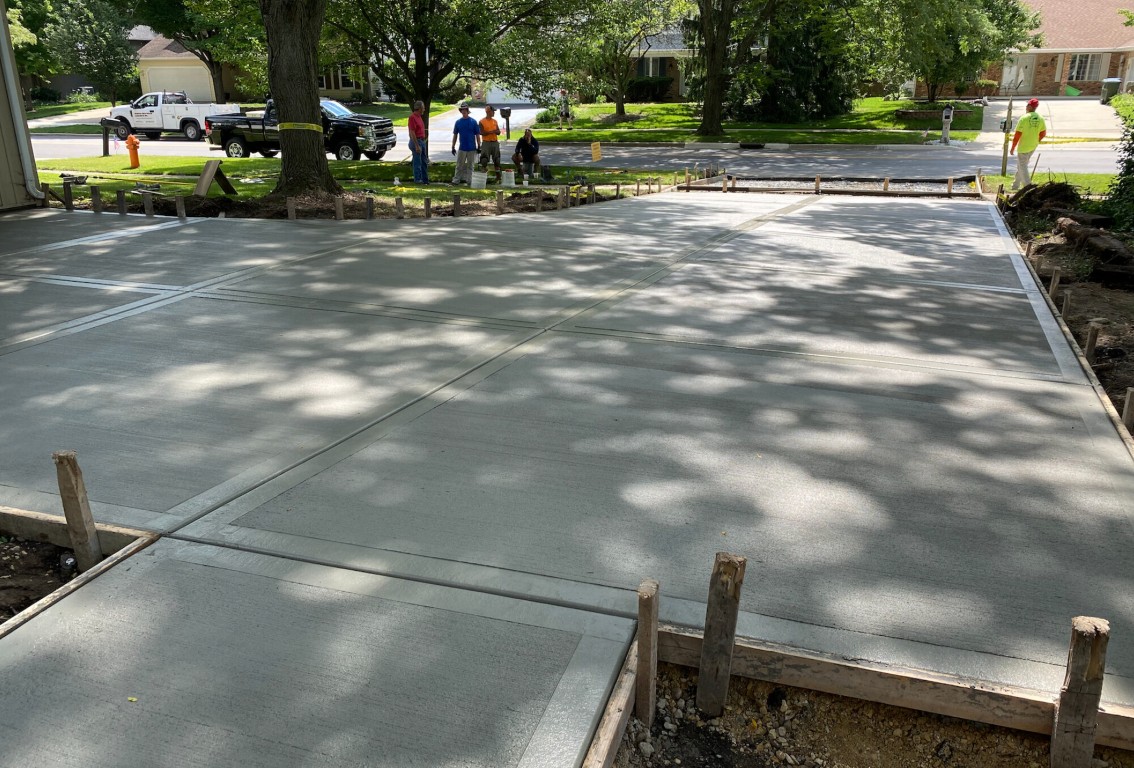 Fresh concrete sidewalk and flatwork installation in Jackson, MS